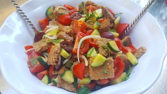 Panzanella Salad Featured Image - © ProtectiveDiet.com